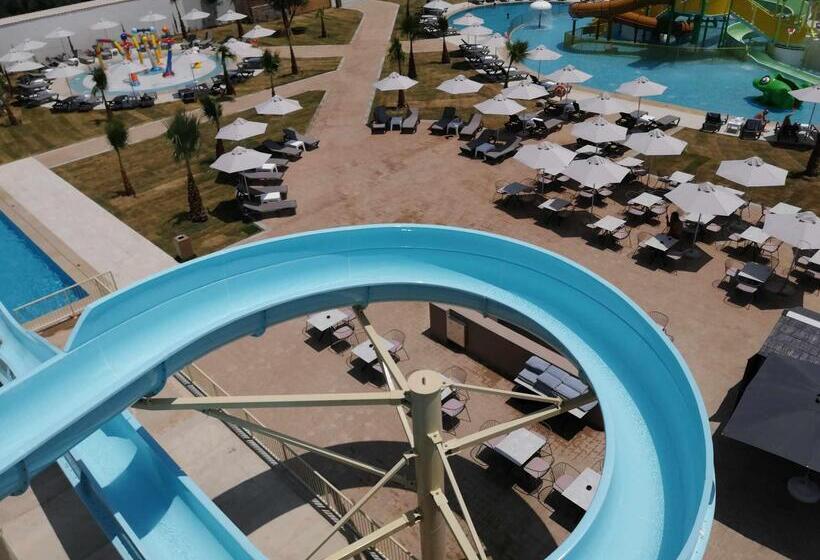 호텔 Senseana Sea Side Resort & Aquadventure