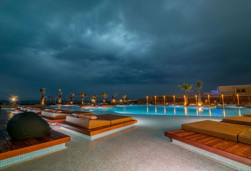 هتل Senseana Sea Side Resort & Aquadventure