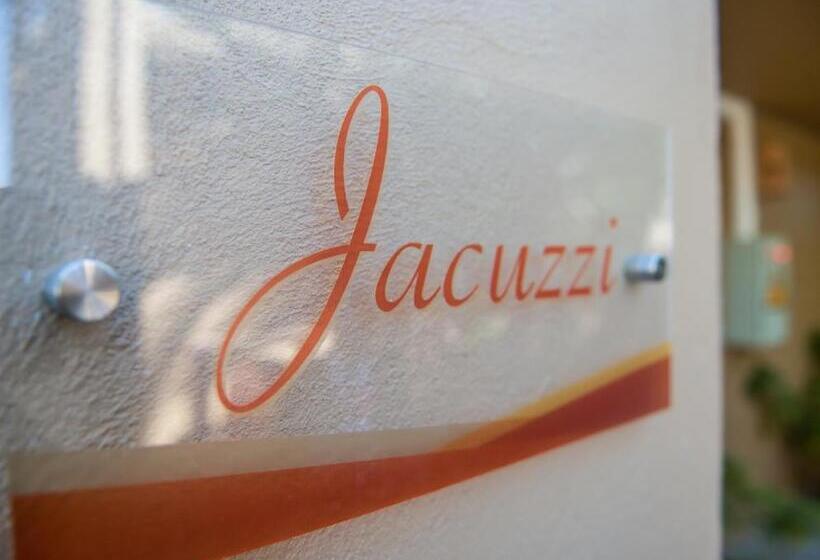 فندق Serena Suite