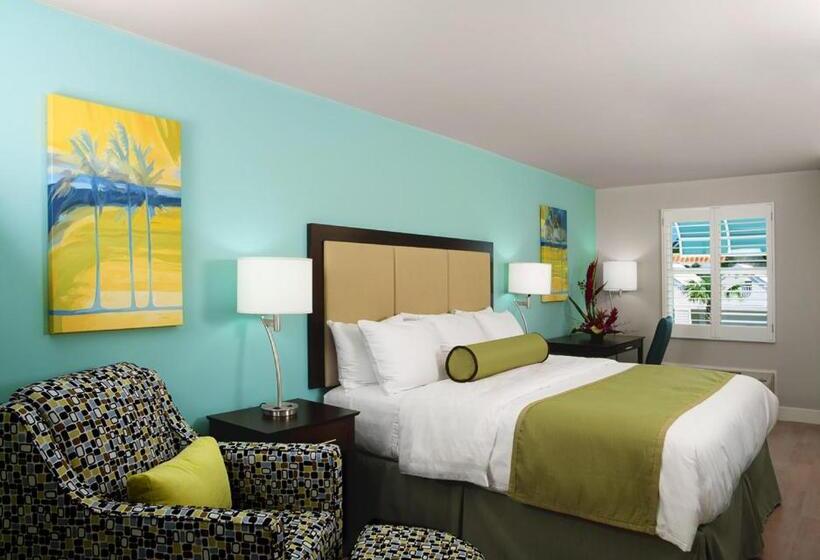 Отель Silver Palms Inn