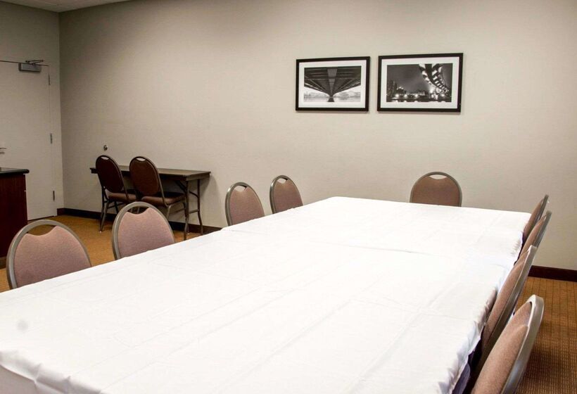 هتل Sleep Inn & Suites Medical Center