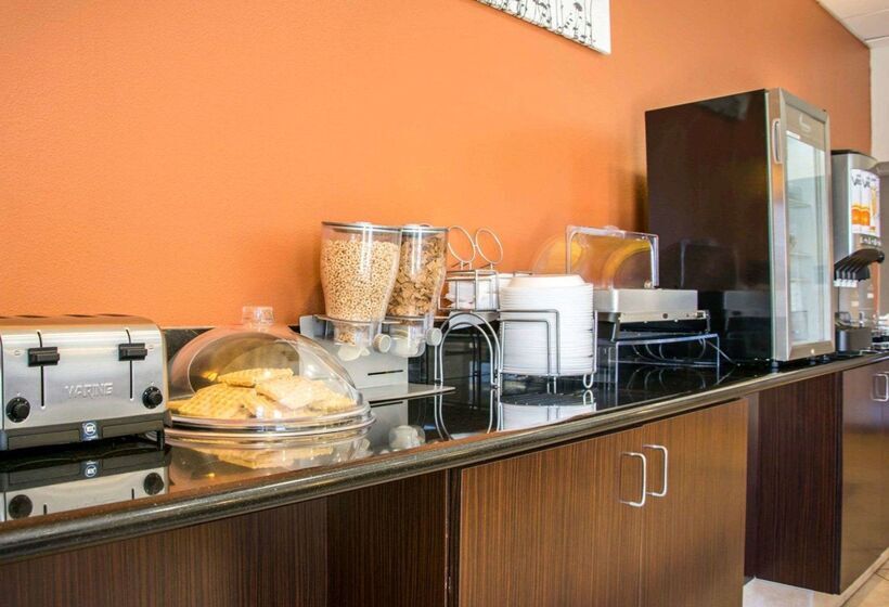 هتل Sleep Inn & Suites Medical Center