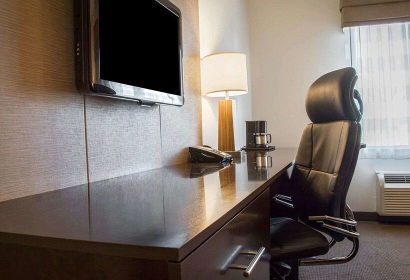 هتل Sleep Inn & Suites Medical Center