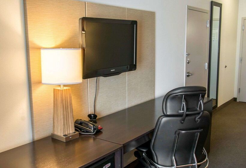 هتل Sleep Inn & Suites Medical Center