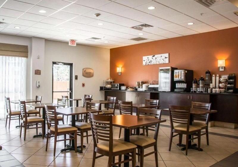هتل Sleep Inn & Suites Medical Center