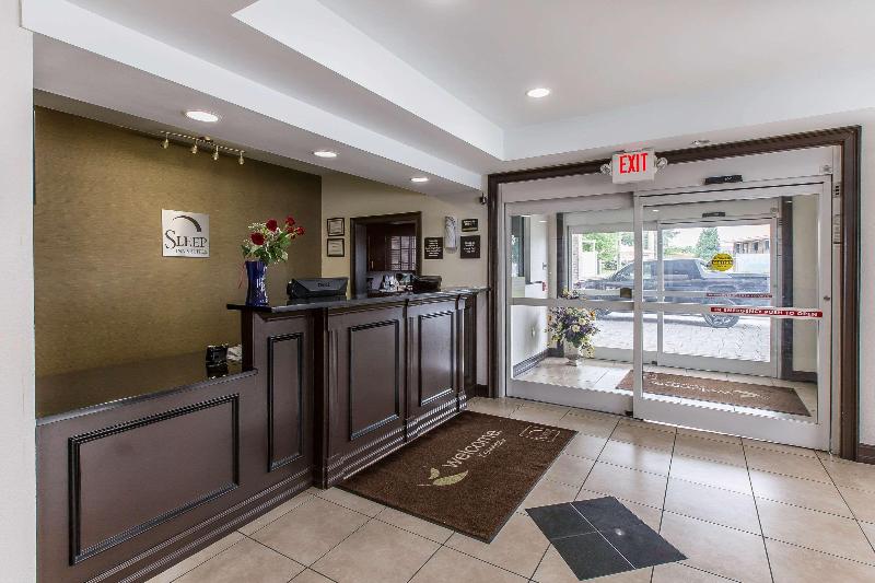 Отель Sleep Inn & Suites At Kennesaw State University