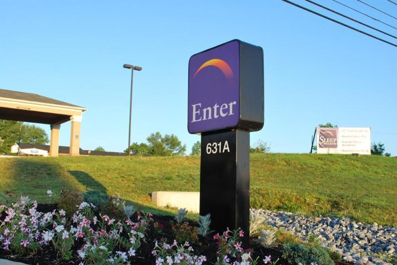 فندق Sleep Inn & Suites