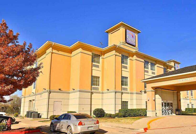 בית מלון כפרי Sleep Inn & Suites University
