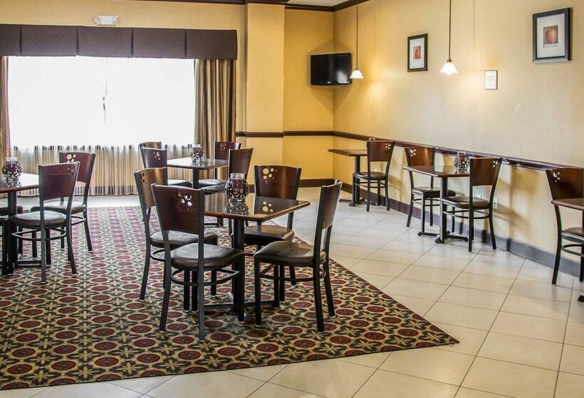 فندق Sleep Inn & Suites University