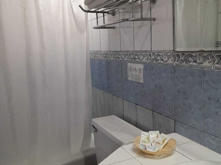 هتل Sol De Oriente