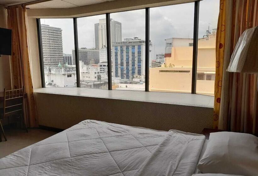 هتل Sol De Oriente