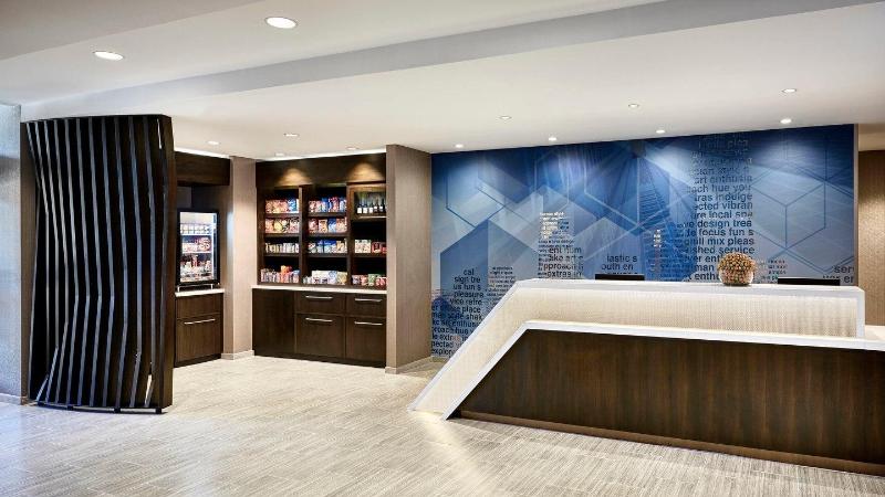 فندق Springhill Suites By Marriott Roanoke