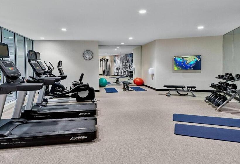 فندق Springhill Suites By Marriott Roanoke