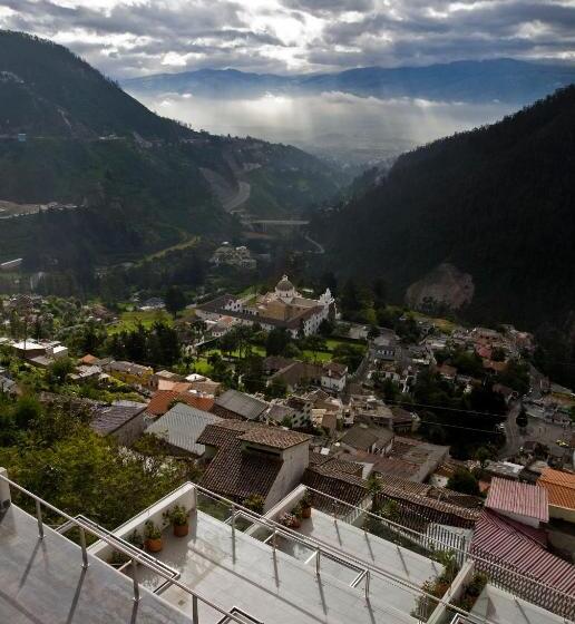 ホテル Stubel Suites & Cafe