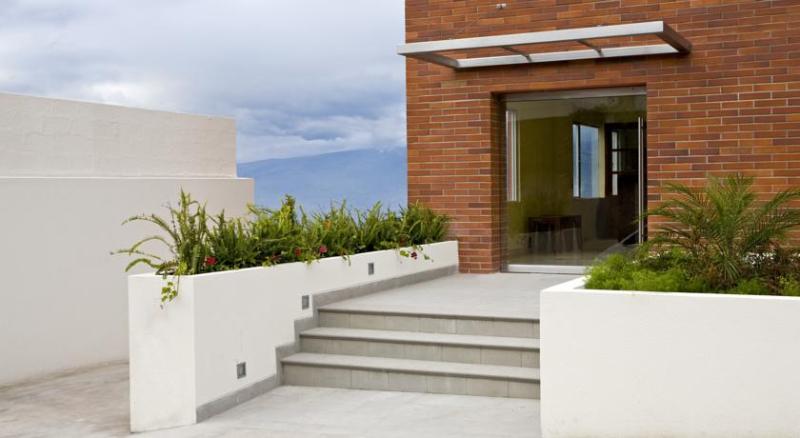 ホテル Stubel Suites & Cafe