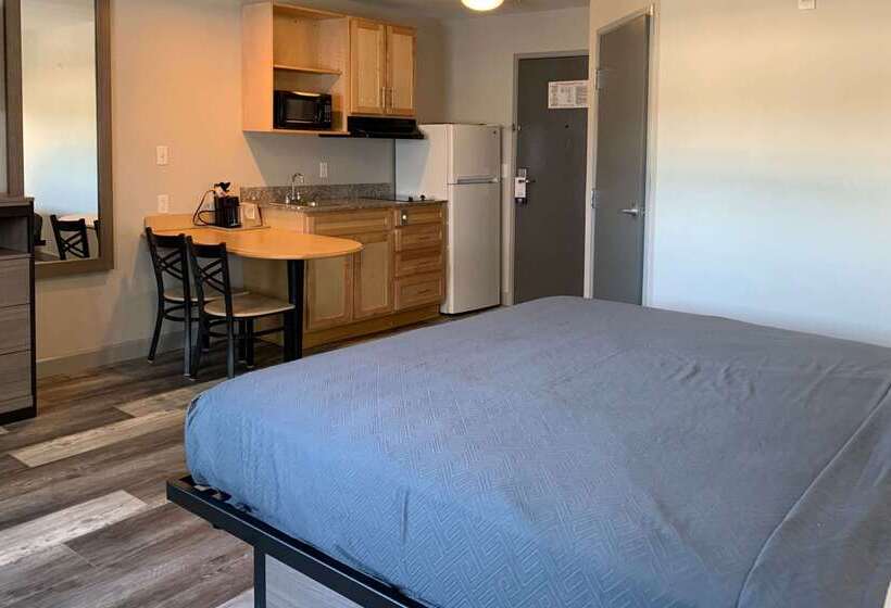 ホテル Suburban Studios Near Panama City Beach