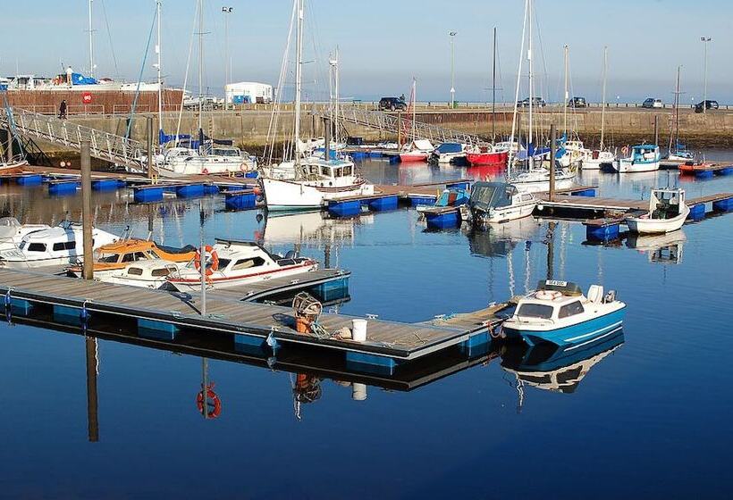 Отель Invernairne