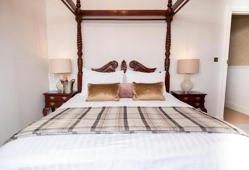 Отель Invernairne