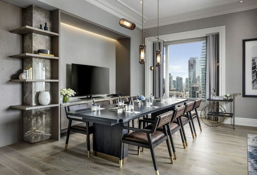 فندق The St. Regis Toronto