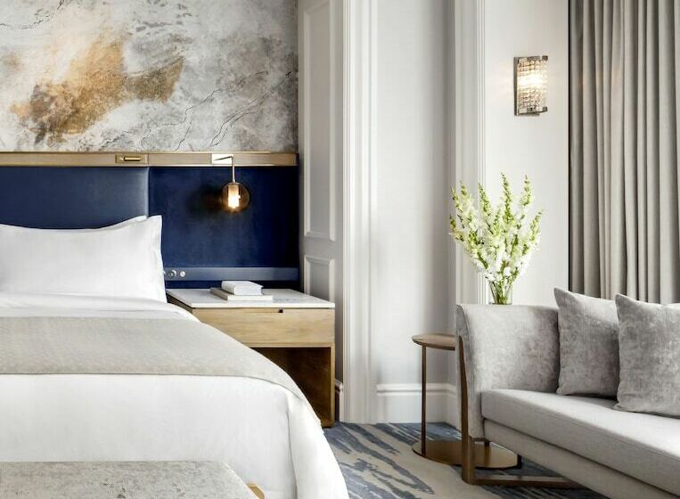 فندق The St. Regis Toronto