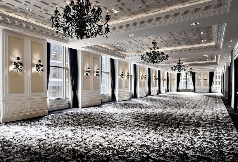 فندق The St. Regis Toronto