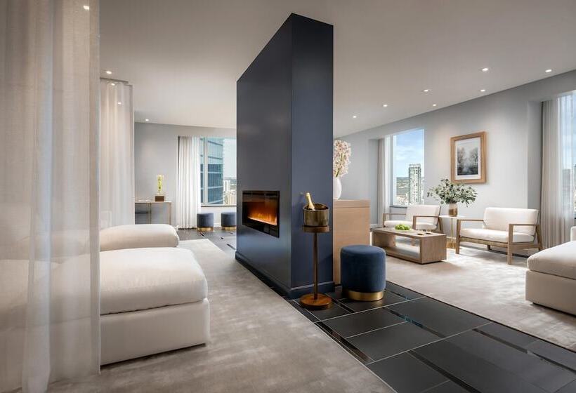 فندق The St. Regis Toronto
