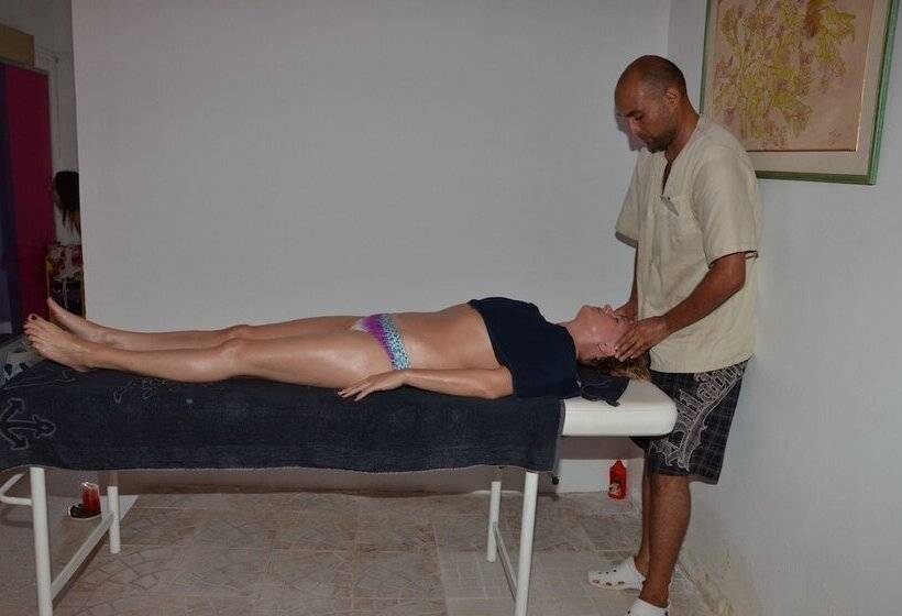 酒店 Topkapi Beach