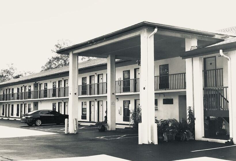 فندق High Springs Inn