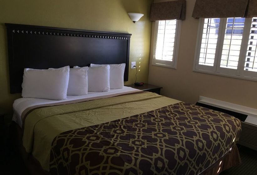 فندق Travelodge By Wyndham Chatsworth