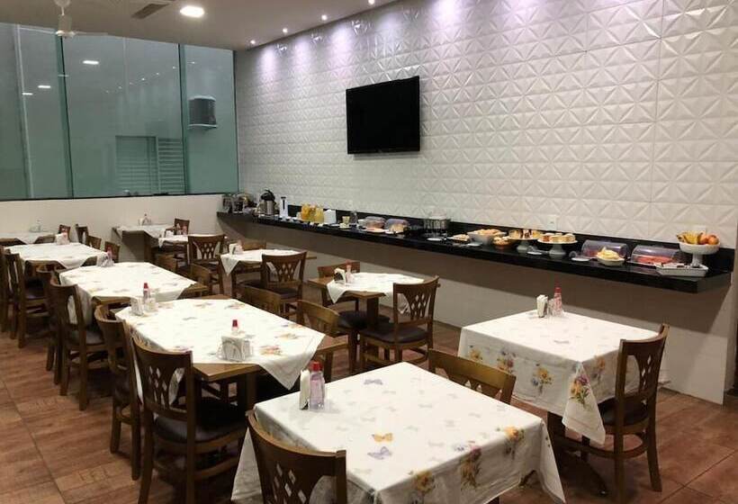 酒店 Victor Plaza
