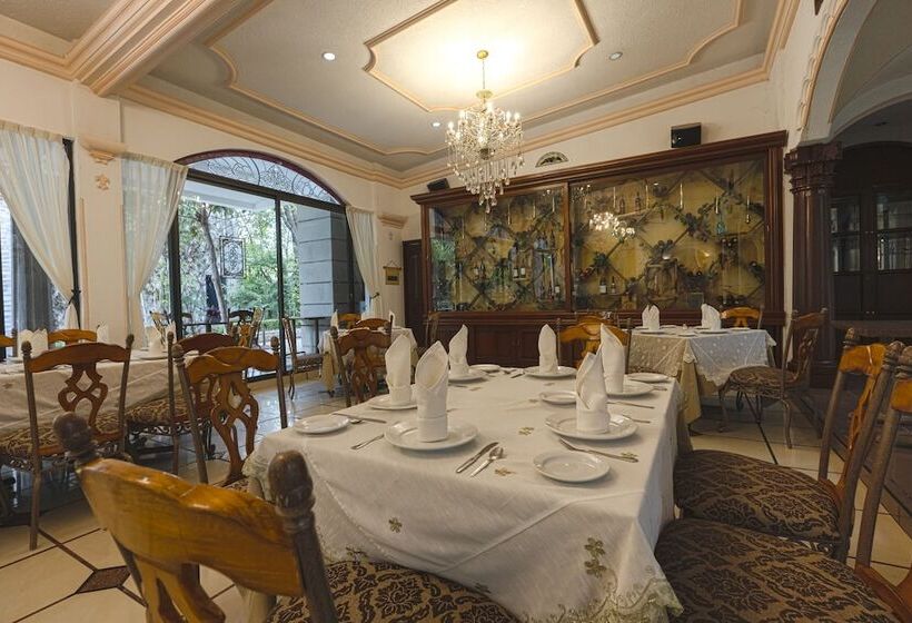 فندق Villa Florencia