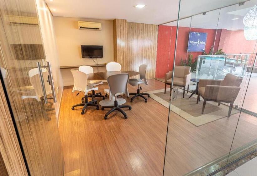 فندق Village Premium