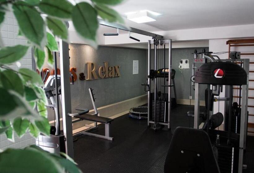 فندق Village Premium