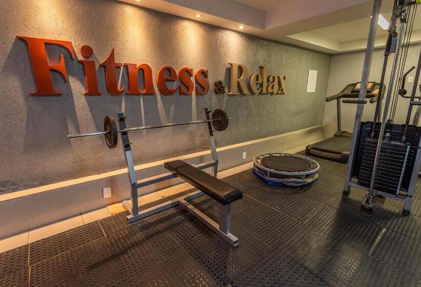 فندق Village Premium