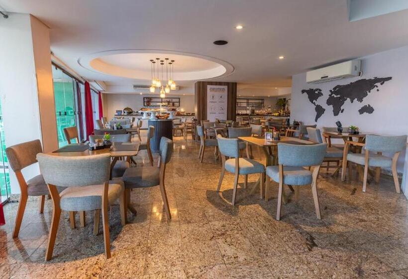 فندق Village Premium