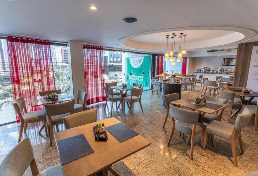 فندق Village Premium