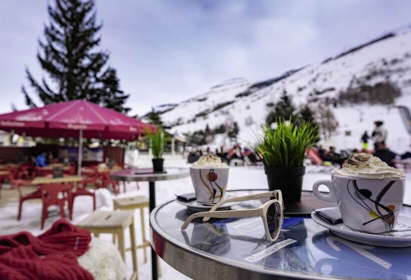 Hôtel Les 2 Alpes L Orée Des Pistes