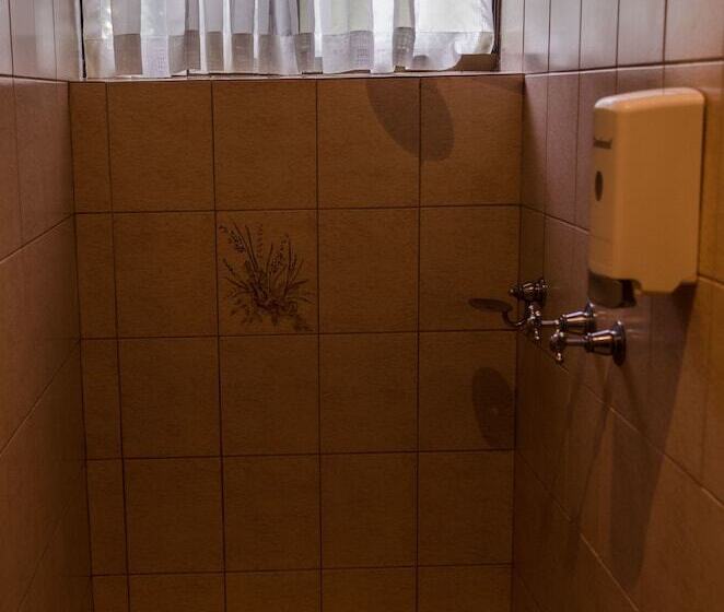 Mclaren Vale Motel & Apartments