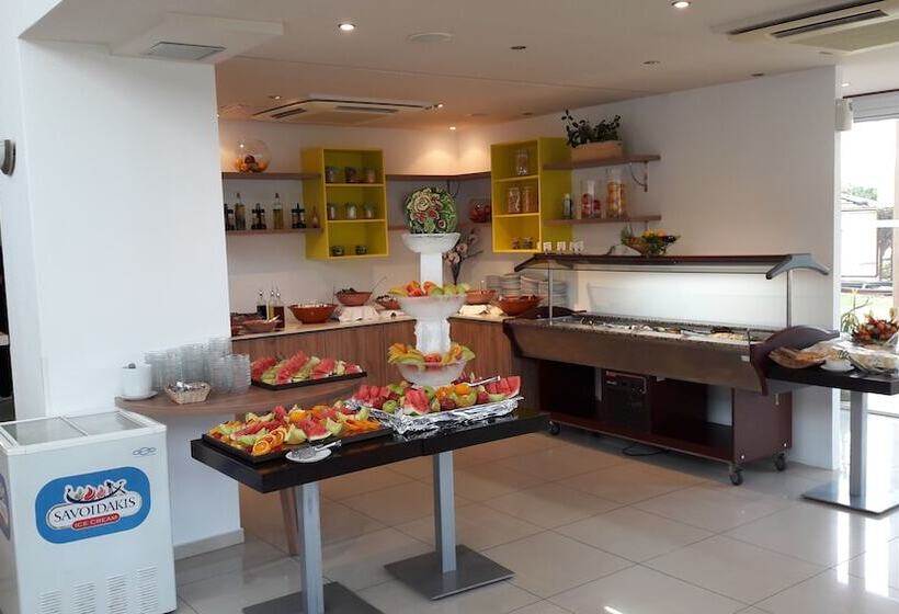 Meropi Hotel & Apartments