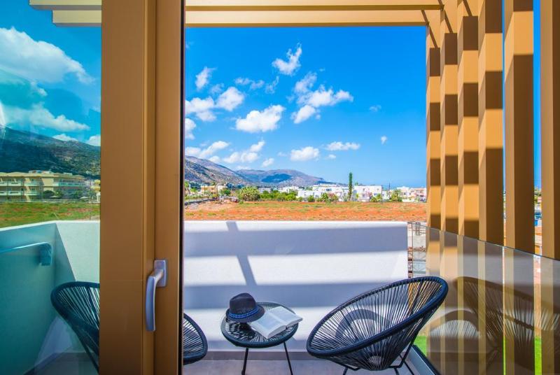 Meropi Hotel & Apartments