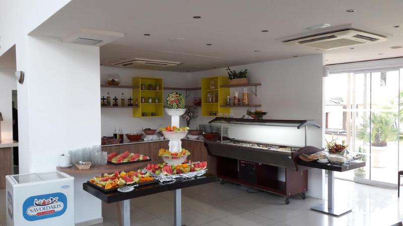 Meropi Hotel & Apartments