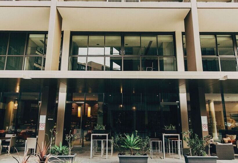 Novotel Newcastle Beach