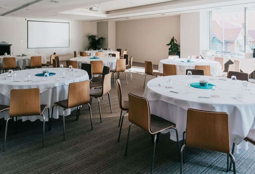 Novotel Newcastle Beach