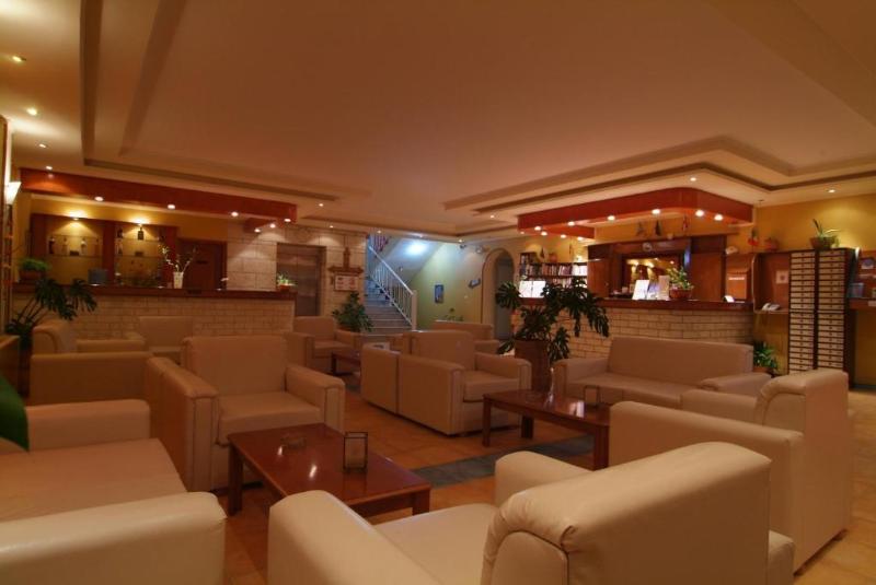 Olga's Aparthotel