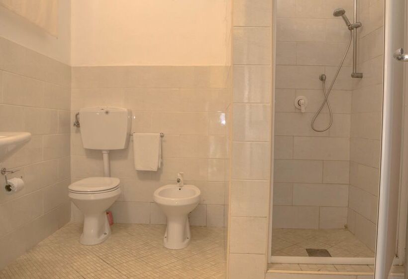 منتجع Jaz Adonia