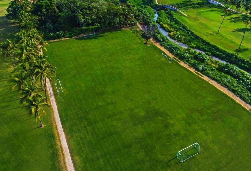 リゾートホテル Las Hadas By Brisas