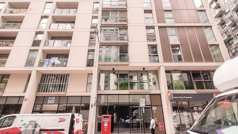 Spacious Serviced Apartments Canary Wharf