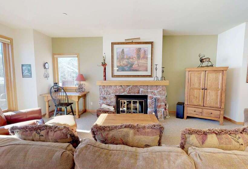 Villas At Snowmass Club