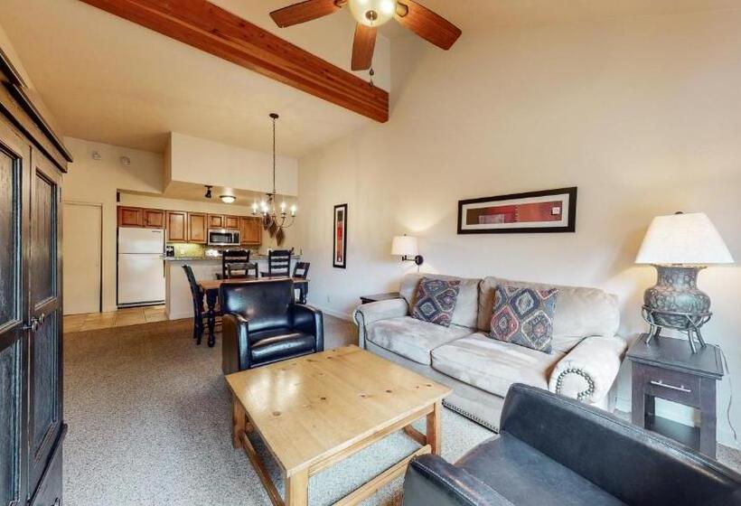 Villas At Snowmass Club