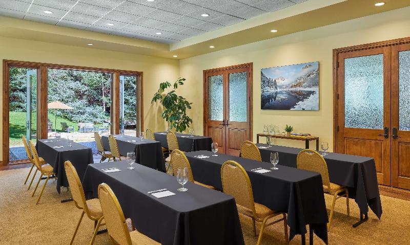 Villas At Snowmass Club